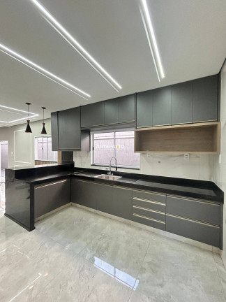 Imagem Casa com 3 Quartos à Venda, 190 m² Imagem Casa com 3 Quartos à Venda, 190 m²