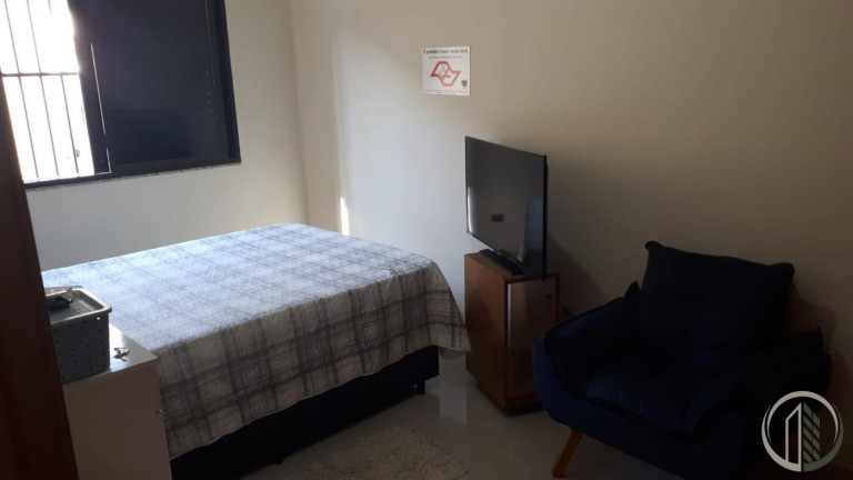 Imagem Casa com 3 Quartos à Venda, 250 m² em Marapé - Santos Imagem Casa com 3 Quartos à Venda, 250 m² em Marapé - Santos