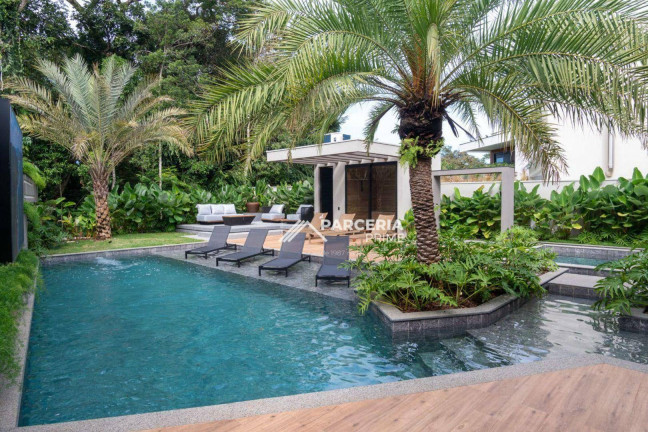 Imagem Casa com 7 Quartos à Venda, 670 m² em Riviera Módulo 12 - Bertioga Imagem Casa com 7 Quartos à Venda, 670 m² em Riviera Módulo 12 - Bertioga