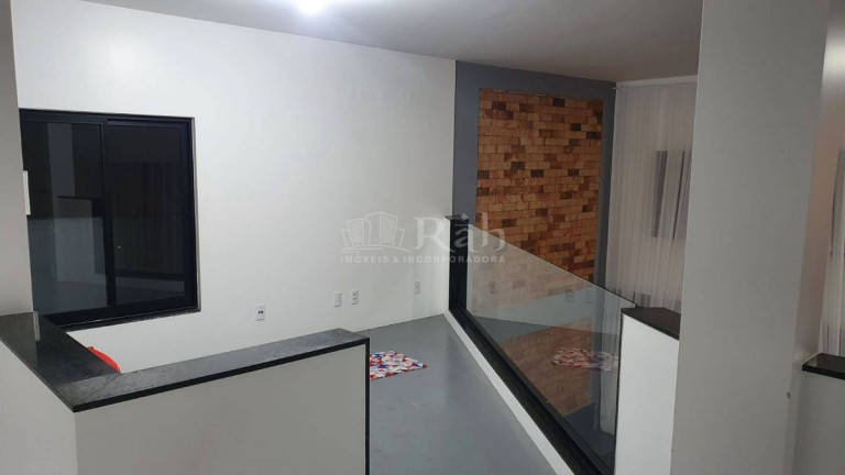 Imagem Sobrado com 3 Quartos à Venda, 220 m² em Santa Regina - Camboriú Imagem Sobrado com 3 Quartos à Venda, 220 m² em Santa Regina - Camboriú