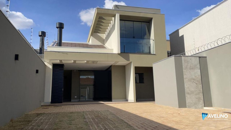 Casa com 4 Quartos à Venda, 124 m² em Parque Residencial Rita Vieira - Campo Grande