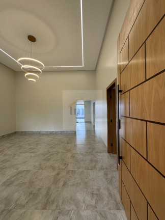 Imagem Casa com 3 Quartos à Venda, 210 m² em Parque Amazônia - Goiânia Imagem Casa com 3 Quartos à Venda, 210 m² em Parque Amazônia - Goiânia