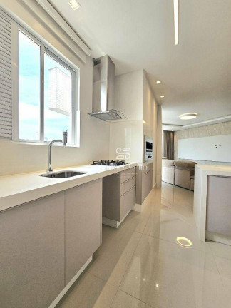 Imagem Apartamento com 3 Quartos à Venda, 130 m² em 2 Quadra Centro - Balneário Camboriú