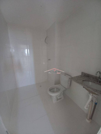 Imagem Apartamento com 2 Quartos à Venda, 75 m² em Mirim - Praia Grande