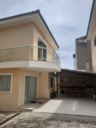 Imagem Casa com 4 Quartos à Venda, 126 m² em Ipitanga - Lauro De Freitas Imagem Casa com 4 Quartos à Venda, 126 m² em Ipitanga - Lauro De Freitas