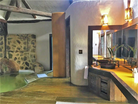 Imagem Casa com 5 Quartos à Venda, 900 m² em Centro - Ilhabela Imagem Casa com 5 Quartos à Venda, 900 m² em Centro - Ilhabela