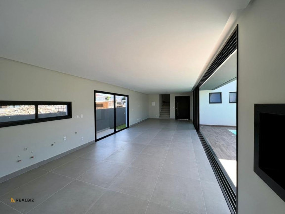 Imagem Casa com 3 Quartos à Venda, 360 m² em Palmas - Governador Celso Ramos Imagem Casa com 3 Quartos à Venda, 360 m² em Palmas - Governador Celso Ramos