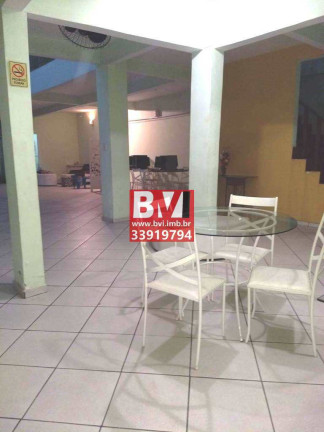 Imagem Casa com 3 Quartos à Venda, 340 m² em Ramos - Rio De Janeiro