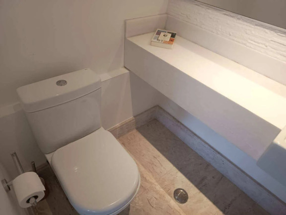 Imagem Apartamento com 1 Quarto para Alugar, 132 m² Imagem Apartamento com 1 Quarto para Alugar, 132 m²