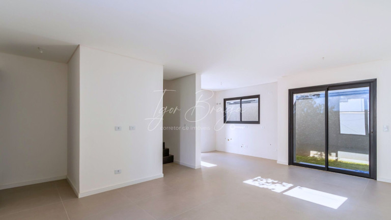 Imagem Imóvel com 3 Quartos à Venda, 119 m² em Pilarzinho - Curitiba Imagem Imóvel com 3 Quartos à Venda, 119 m² em Pilarzinho - Curitiba