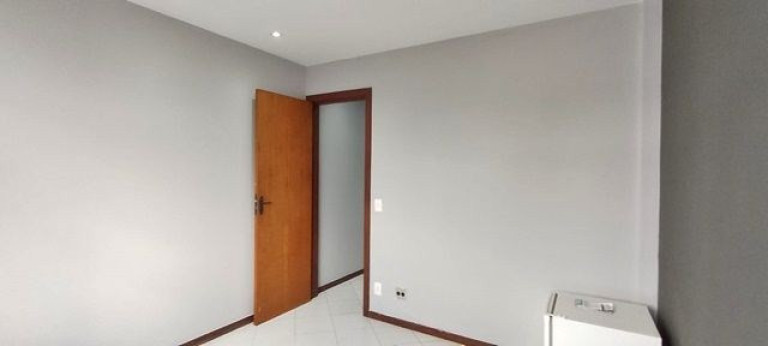 Imagem Imóvel com 1 Quarto à Venda, 30 m² em Várzea - Teresópolis Imagem Imóvel com 1 Quarto à Venda, 30 m² em Várzea - Teresópolis