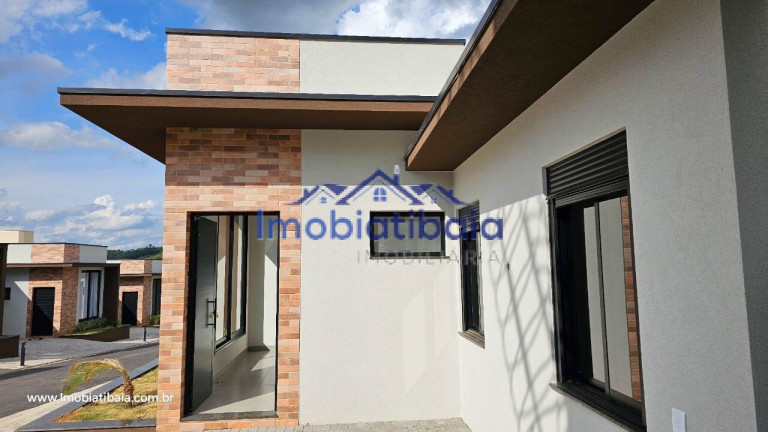 Imagem Casa de Condomínio com 3 Quartos à Venda, 255 m² em Retiro Das Fontes - Atibaia