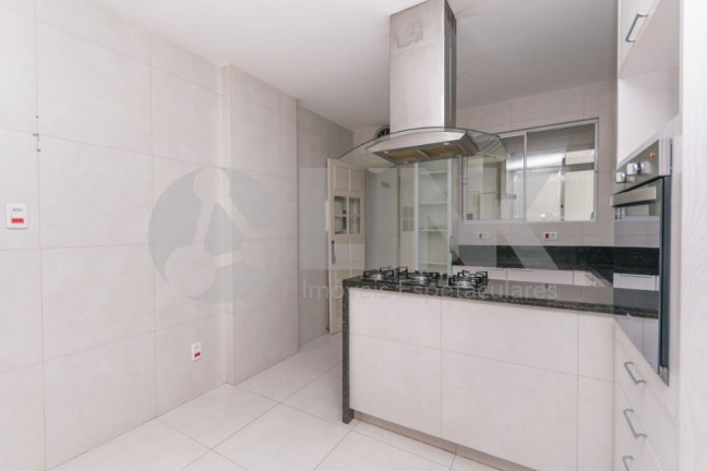 Imagem Apartamento com 3 Quartos à Venda, 142 m² em Moinhos De Vento - Porto Alegre Imagem Apartamento com 3 Quartos à Venda, 142 m² em Moinhos De Vento - Porto Alegre