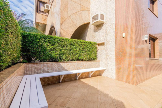 Imagem Apartamento com 3 Quartos à Venda, 103 m² em Menino Deus - Porto Alegre Imagem Apartamento com 3 Quartos à Venda, 103 m² em Menino Deus - Porto Alegre
