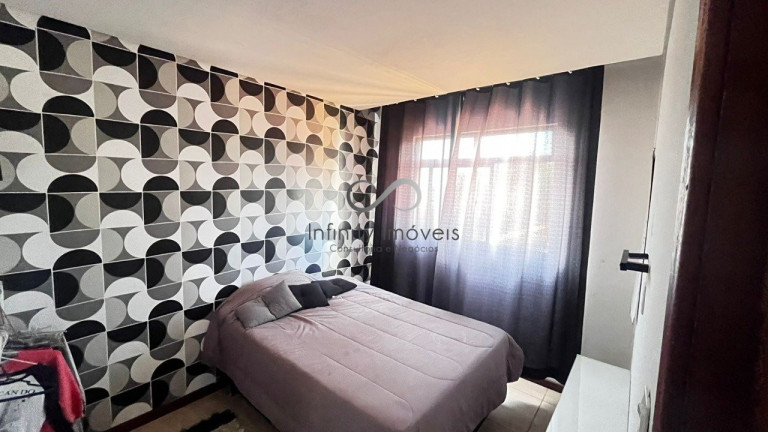 Imagem Casa com 3 Quartos à Venda, 552 m² em Célvia - Vespasiano