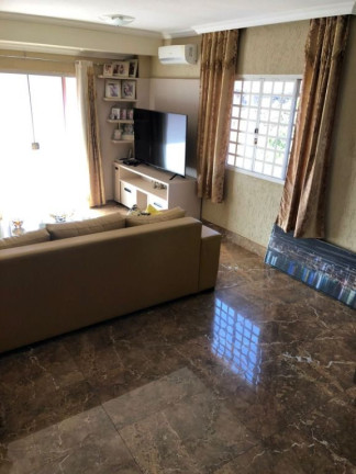 Imagem Sobrado com 4 Quartos à Venda, 162 m² em Santa Genoveva - Goiânia Imagem Sobrado com 4 Quartos à Venda, 162 m² em Santa Genoveva - Goiânia