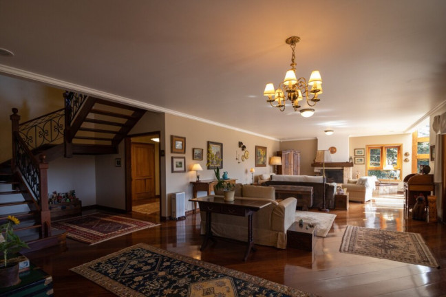 Imagem Imóvel com 4 Quartos à Venda, 445 m² em Campos Do Jordão - Campos Do Jordão Imagem Imóvel com 4 Quartos à Venda, 445 m² em Campos Do Jordão - Campos Do Jordão