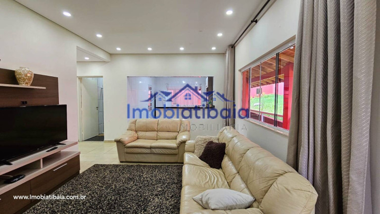 Imagem Chácara com 5 Quartos à Venda, 2.000 m² em Canedos - Piracaia Imagem Chácara com 5 Quartos à Venda, 2.000 m² em Canedos - Piracaia