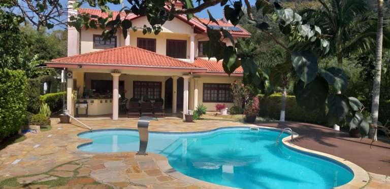 Imagem Casa com 4 Quartos à Venda, 351 m² em Taquaras - Balneário Camboriú Imagem Casa com 4 Quartos à Venda, 351 m² em Taquaras - Balneário Camboriú