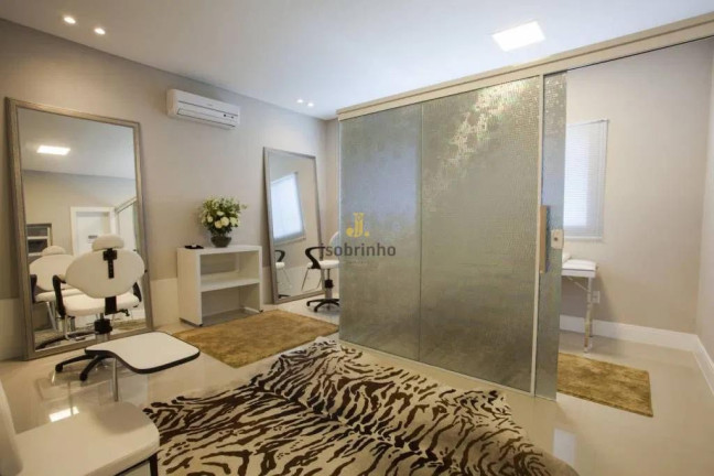 Imagem Apartamento com 3 Quartos à Venda, 135 m² em Centro - Balneário Camboriú