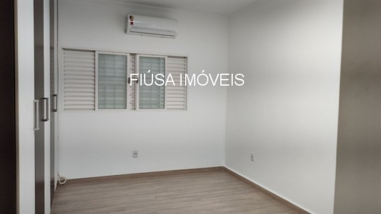Imagem Casa com 4 Quartos à Venda, em Parque Residencial Cândido Portinari - Ribeirão Preto Imagem Casa com 4 Quartos à Venda, em Parque Residencial Cândido Portinari - Ribeirão Preto