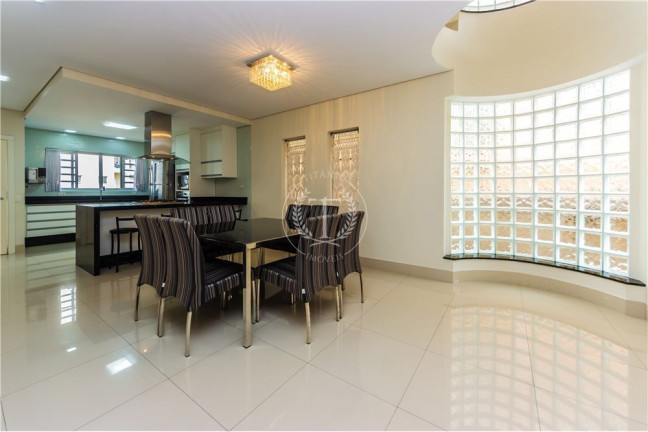 Imagem Casa com 3 Quartos à Venda, 302 m² em Sítio Da Figueira - São Paulo Imagem Casa com 3 Quartos à Venda, 302 m² em Sítio Da Figueira - São Paulo