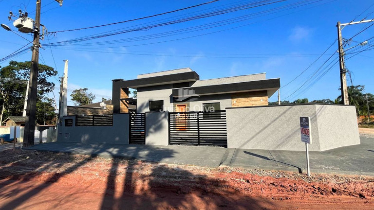 Casa com 3 Quartos à Venda, 77 m² em Centro - Itapoá