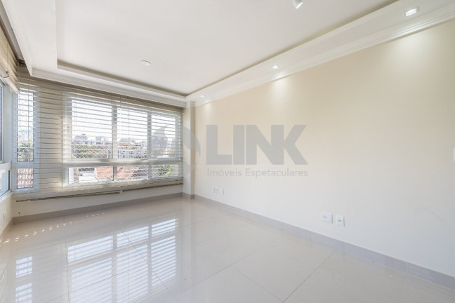 Imagem Apartamento com 2 Quartos à Venda, 67 m² em Moinhos De Vento - Porto Alegre