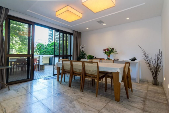 Imagem Apartamento com 3 Quartos à Venda, 304 m² em Barra Da Tijuca - Rio De Janeiro Imagem Apartamento com 3 Quartos à Venda, 304 m² em Barra Da Tijuca - Rio De Janeiro