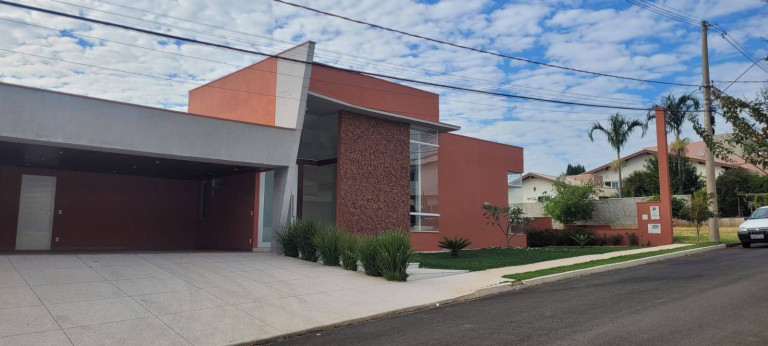 Imagem Casa com 3 Quartos à Venda, em São João Da Boa Vista Imagem Casa com 3 Quartos à Venda, em São João Da Boa Vista