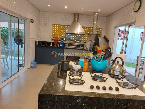 Imagem Casa com 3 Quartos à Venda, 269 m² em Indaia - Bertioga Imagem Casa com 3 Quartos à Venda, 269 m² em Indaia - Bertioga