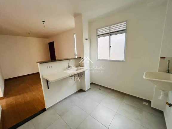 Imagem Apartamento com 2 Quartos para Alugar,  em Vitoriana - Botucatu