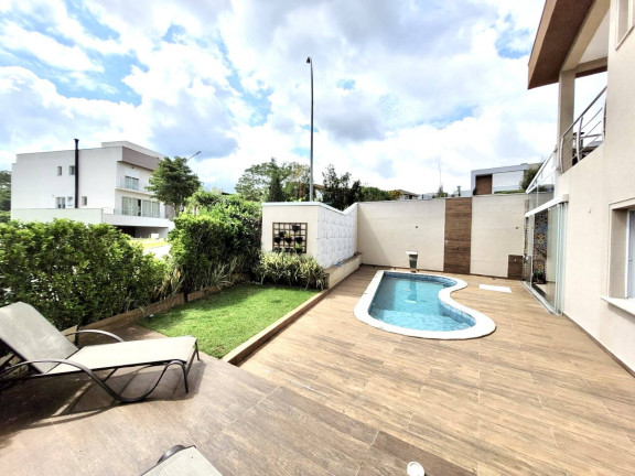 Imagem Casa com 4 Quartos à Venda, 330 m² em Alphaville - Santana De Parnaíba Imagem Casa com 4 Quartos à Venda, 330 m² em Alphaville - Santana De Parnaíba