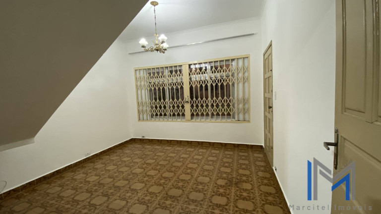 Imagem Casa com 4 Quartos à Venda, 207 m² em Remédios - Osasco