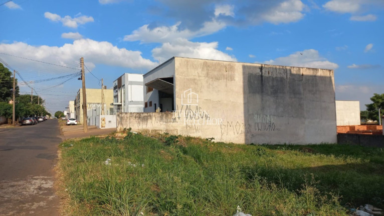 Imagem Terreno à Venda, 250 m² em Jardim Novo Ii - Mogi Guaçu Imagem Terreno à Venda, 250 m² em Jardim Novo Ii - Mogi Guaçu