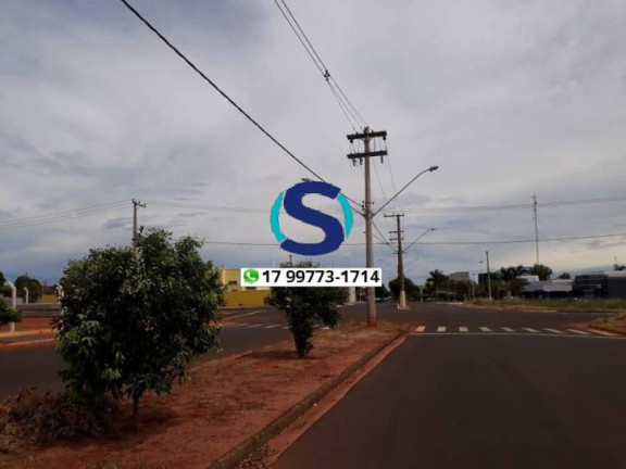 Imagem Terreno à Venda, 300 m² em Centro - Ouroeste Imagem Terreno à Venda, 300 m² em Centro - Ouroeste