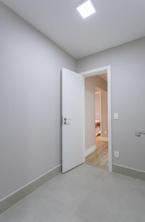 Imagem Apartamento com 2 Quartos à Venda, 70 m² em Cerqueira Cesar - São Paulo