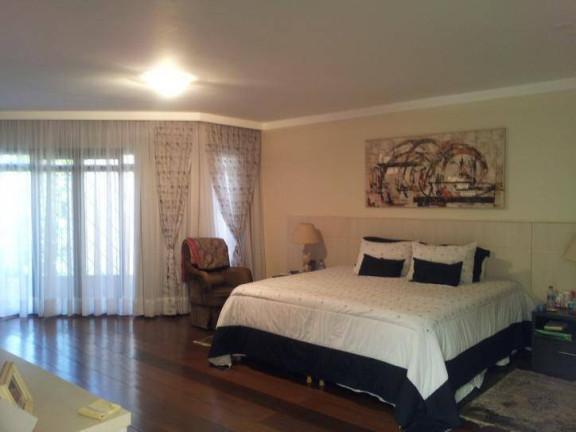 Imagem Casa de Condomínio com 4 Quartos à Venda, 550 m² em Mossungue - Curitiba