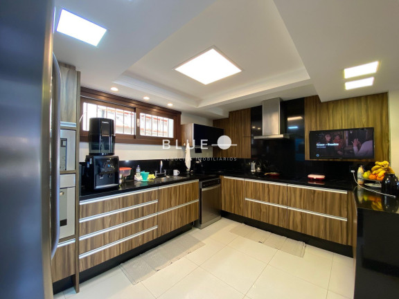 Imagem Casa com 4 Quartos à Venda, 300 m² em Centenário - Torres Imagem Casa com 4 Quartos à Venda, 300 m² em Centenário - Torres
