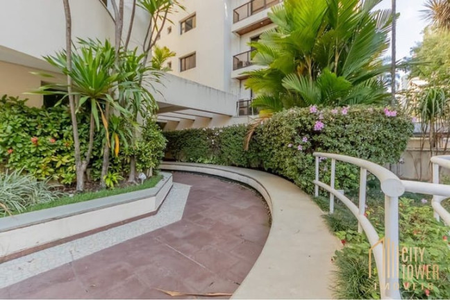 Imagem Apartamento à Venda,  em Aclimação - São Paulo