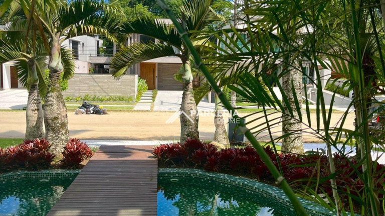 Imagem Casa com 6 Quartos à Venda, 943 m² em Riviera Módulo 21 - Bertioga Imagem Casa com 6 Quartos à Venda, 943 m² em Riviera Módulo 21 - Bertioga