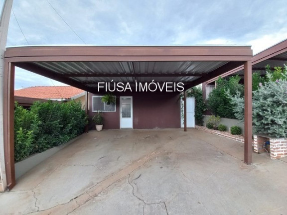 Casa com 2 Quartos à Venda,  em Turmalina - Brodowski