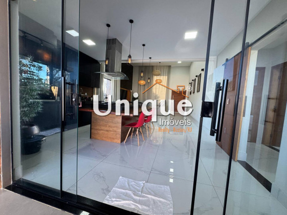 Imagem Casa com 3 Quartos à Venda, 425 m² em Estrada Do Guriri - Cabo Frio Imagem Casa com 3 Quartos à Venda, 425 m² em Estrada Do Guriri - Cabo Frio