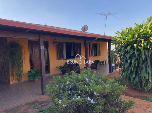 Imagem Casa com 3 Quartos à Venda, 400 m² em Cidade Clube Residência - Igarapé Imagem Casa com 3 Quartos à Venda, 400 m² em Cidade Clube Residência - Igarapé