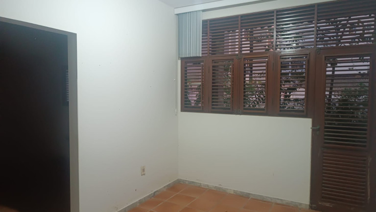 Imagem Casa com 7 Quartos para Alugar, 900 m² em Jardim Oceania - João Pessoa Imagem Casa com 7 Quartos para Alugar, 900 m² em Jardim Oceania - João Pessoa