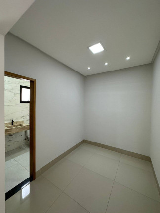 Imagem Casa com 3 Quartos à Venda, 169 m² em Residencial Recanto Do Bosque - Goiânia Imagem Casa com 3 Quartos à Venda, 169 m² em Residencial Recanto Do Bosque - Goiânia