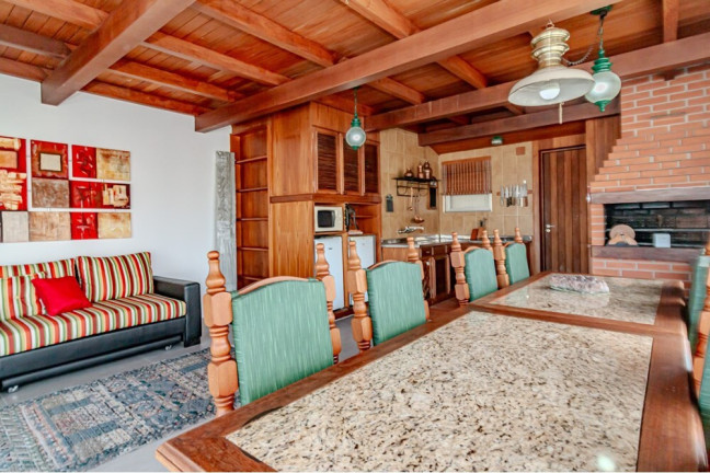 Imagem Imóvel com 3 Quartos à Venda, em Moinhos De Vento - Porto Alegre Imagem Imóvel com 3 Quartos à Venda, em Moinhos De Vento - Porto Alegre
