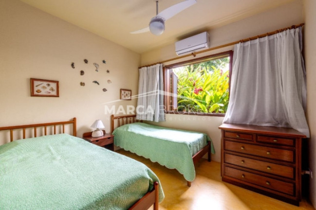 Imagem Sobrado com 5 Quartos à Venda, 1.680 m² em Guaecá - São Sebastião Imagem Sobrado com 5 Quartos à Venda, 1.680 m² em Guaecá - São Sebastião