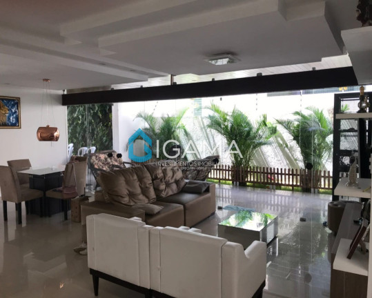 Imagem Casa com 6 Quartos à Venda, 700 m² em Barro Vermelho - Natal Imagem Casa com 6 Quartos à Venda, 700 m² em Barro Vermelho - Natal