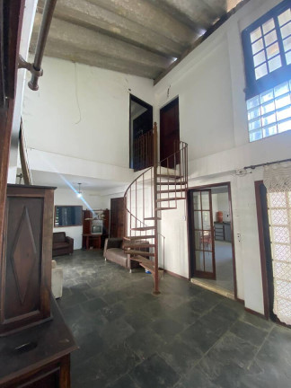 Imagem Casa com 3 Quartos à Venda, 1.000 m² em Bambuí - Maricá